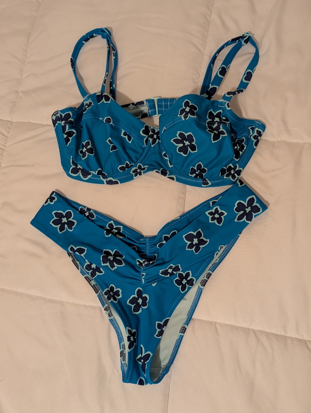 aerie Size Medium Bottom & 34DD Top Blue Floral Two-Piece Bikini Swimsuit Small